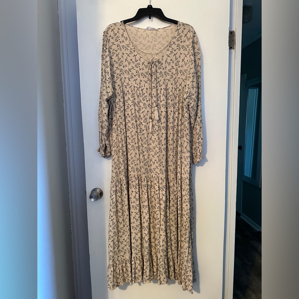 Carly Jean Beige Floral Dress